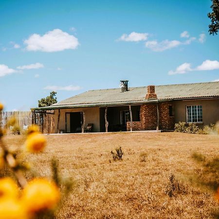 The Ranch House At African Safari Lodge Граъмстаун Екстериор снимка